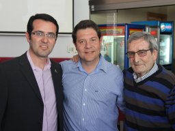 Municipales 2015 &raquo; Municipales 2015 - Café Tertulia con Emiliano García Page